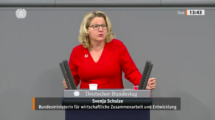 Rede von Entwicklungsministerin Schulze im Bundestag