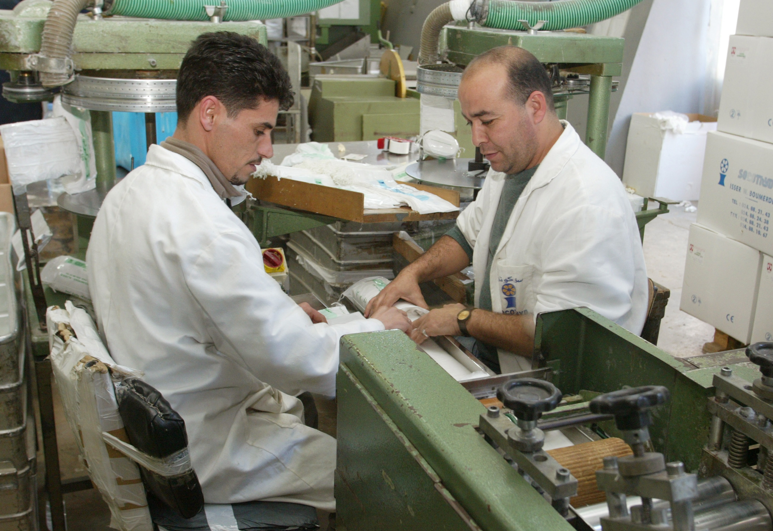 Betrieb zur Herstellung von Verbandsstoffen in Algerien