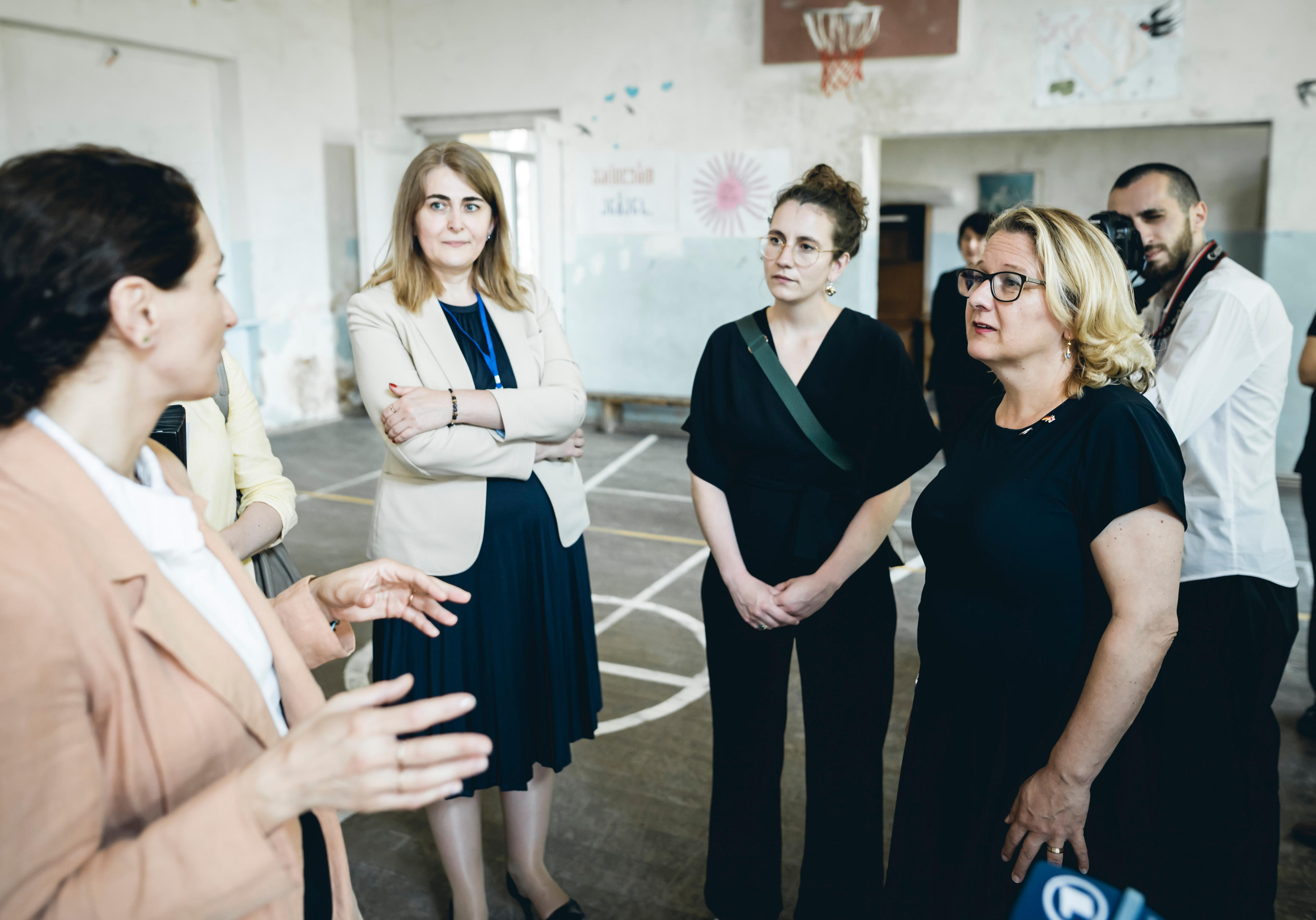 Besuch einer öffentlichen Schule in Dzalisi, Georgien