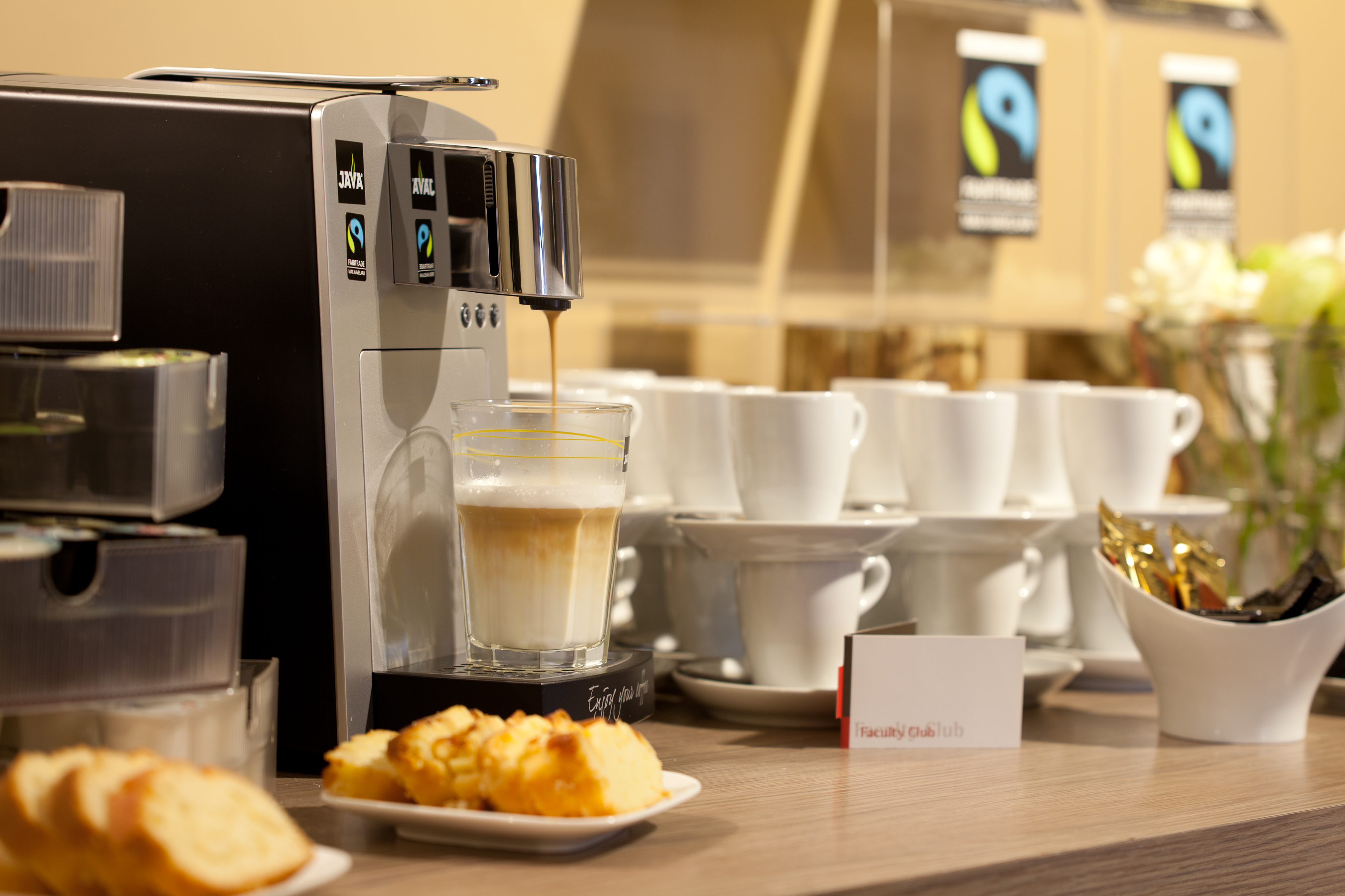 Kaffeeautomat mit Fairtrade-Kaffee