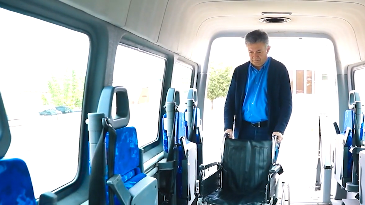 Still from the video "Accessible tourism in Armenia – a pilot project with the Arites travel agency"