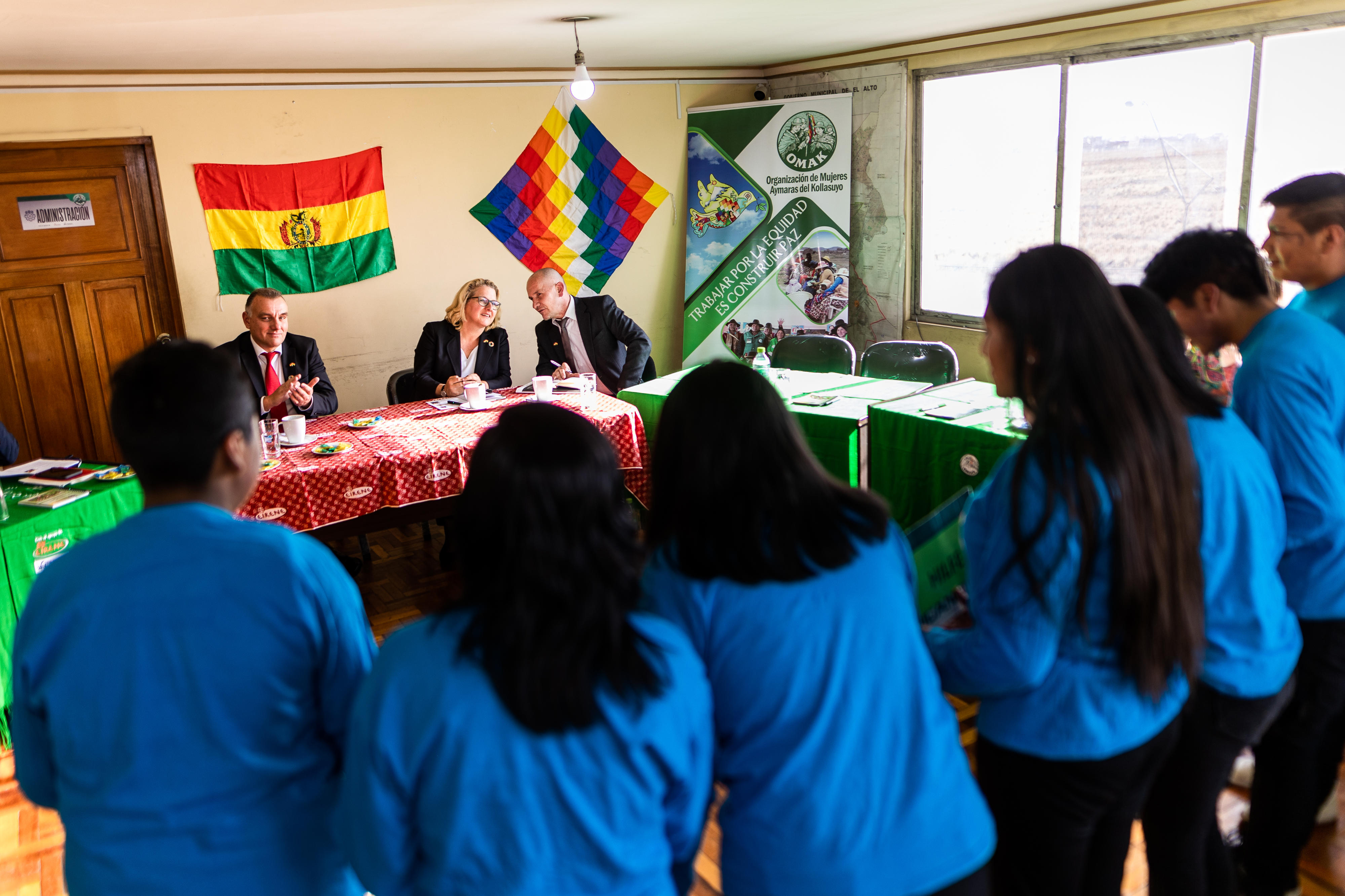 Bundesentwicklungsministerin Svenja Schulze beim Besuch eines Projekts zur Prävention von Gewalt gegen Frauen und Kinder in El Alto