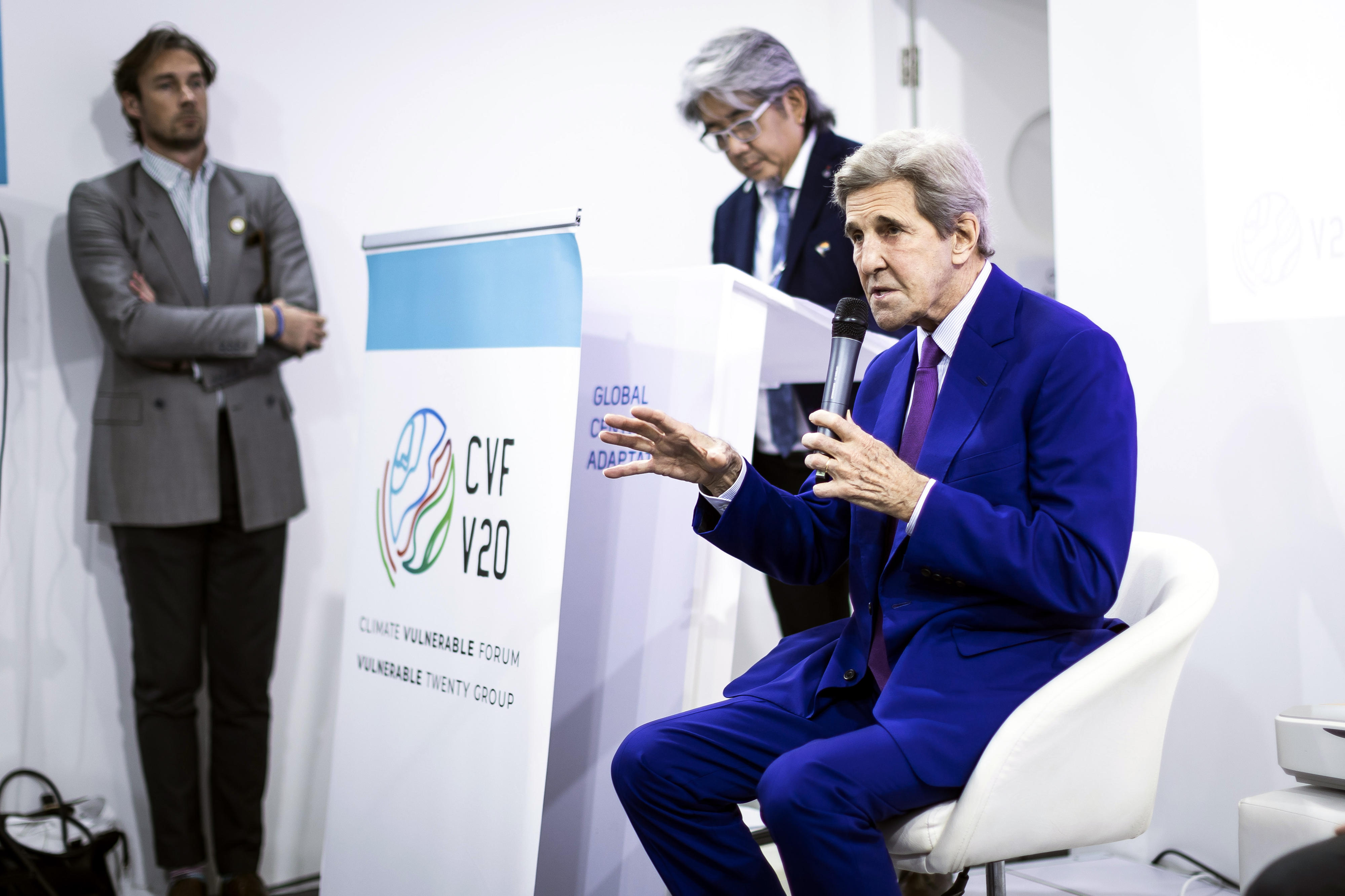 John Kerry, Sonderbeauftragter des US-Präsidenten für Klimafragen, während seiner Rede zum Start des Globalen Schutzschirms gegen Klimarisiken auf der COP27 in Sharm El-Sheikh