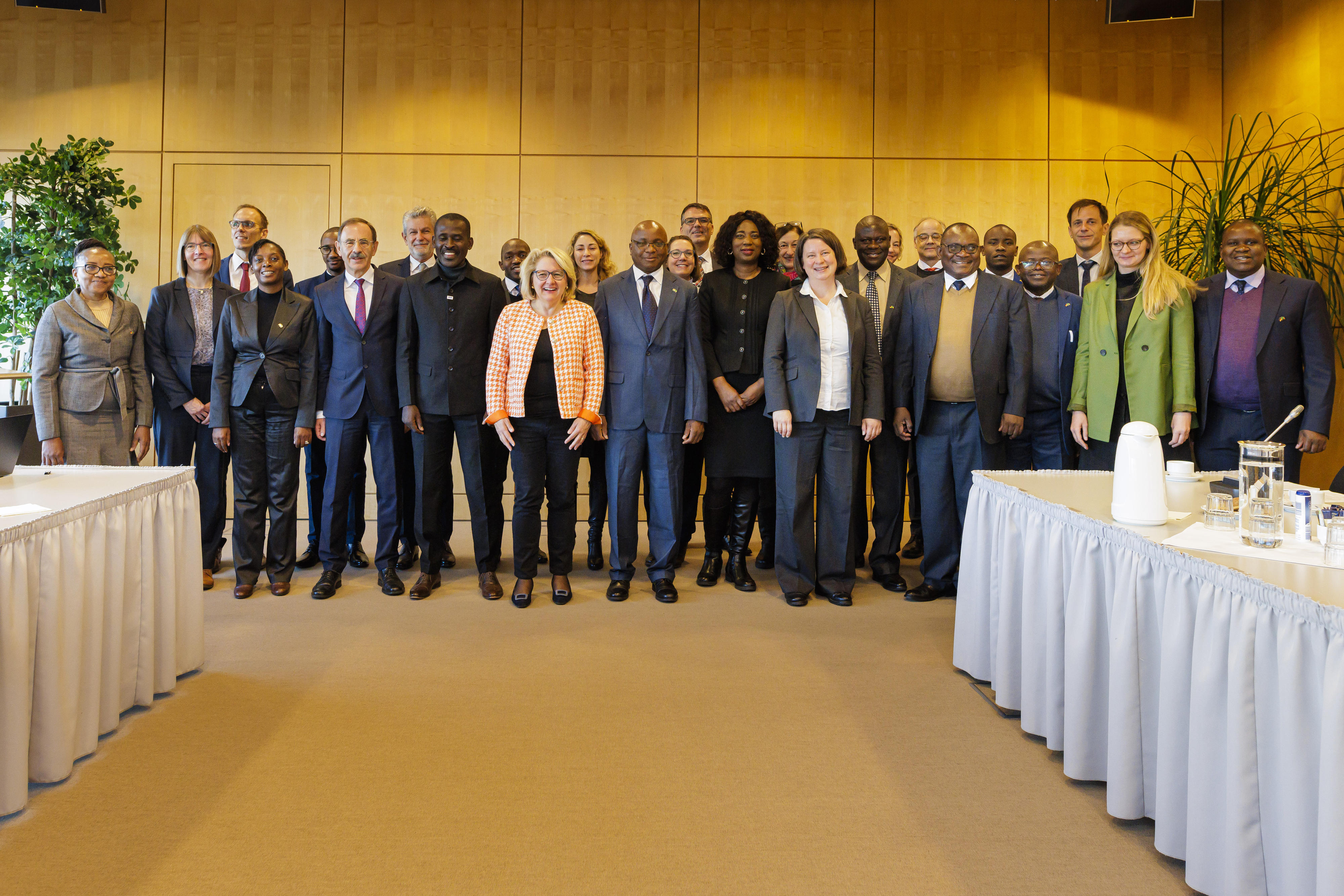 German-Zambian government negotiations at the BMZ in November 2022