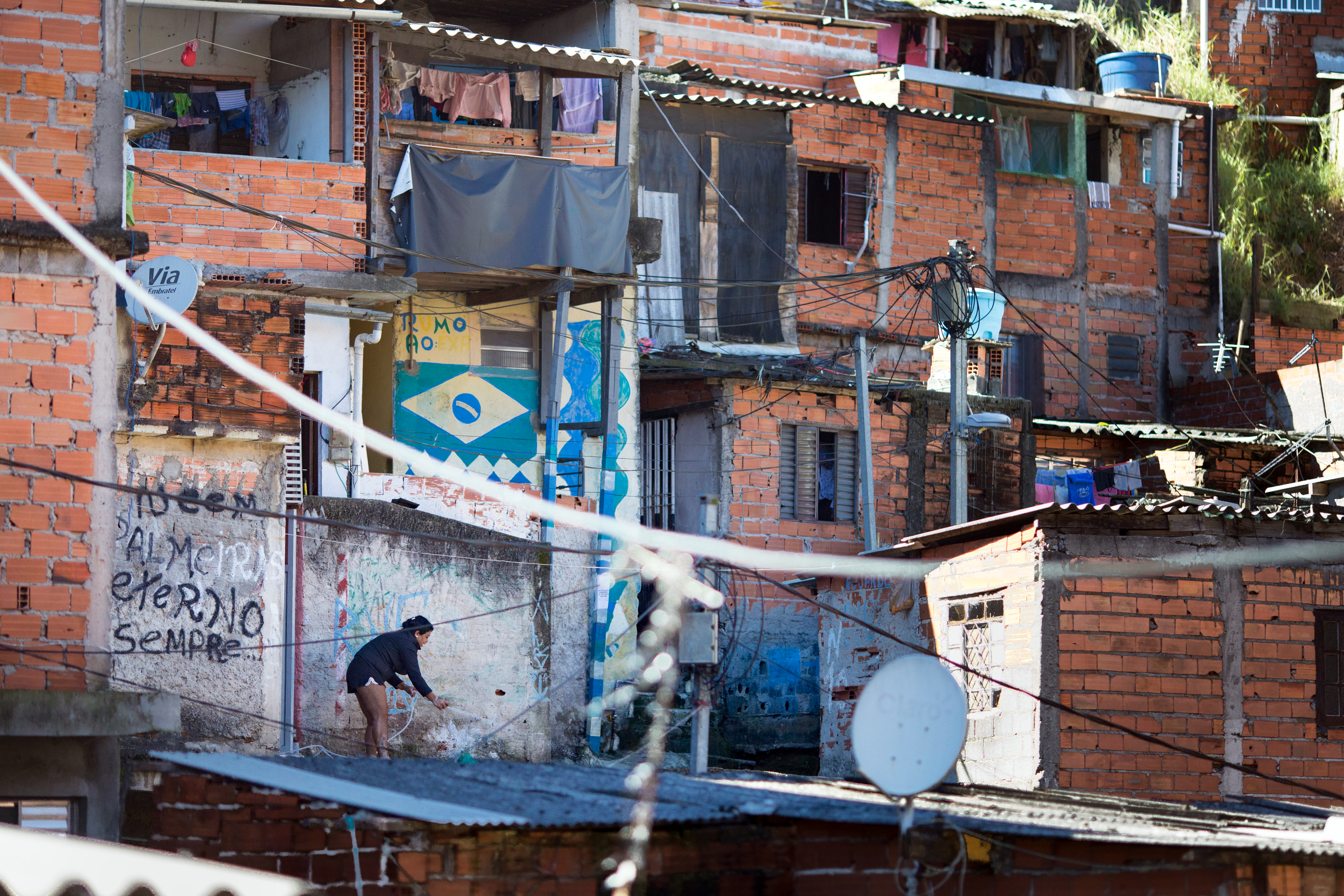 Favela Rua Sapopemba in Sao Paulo, Brasilien