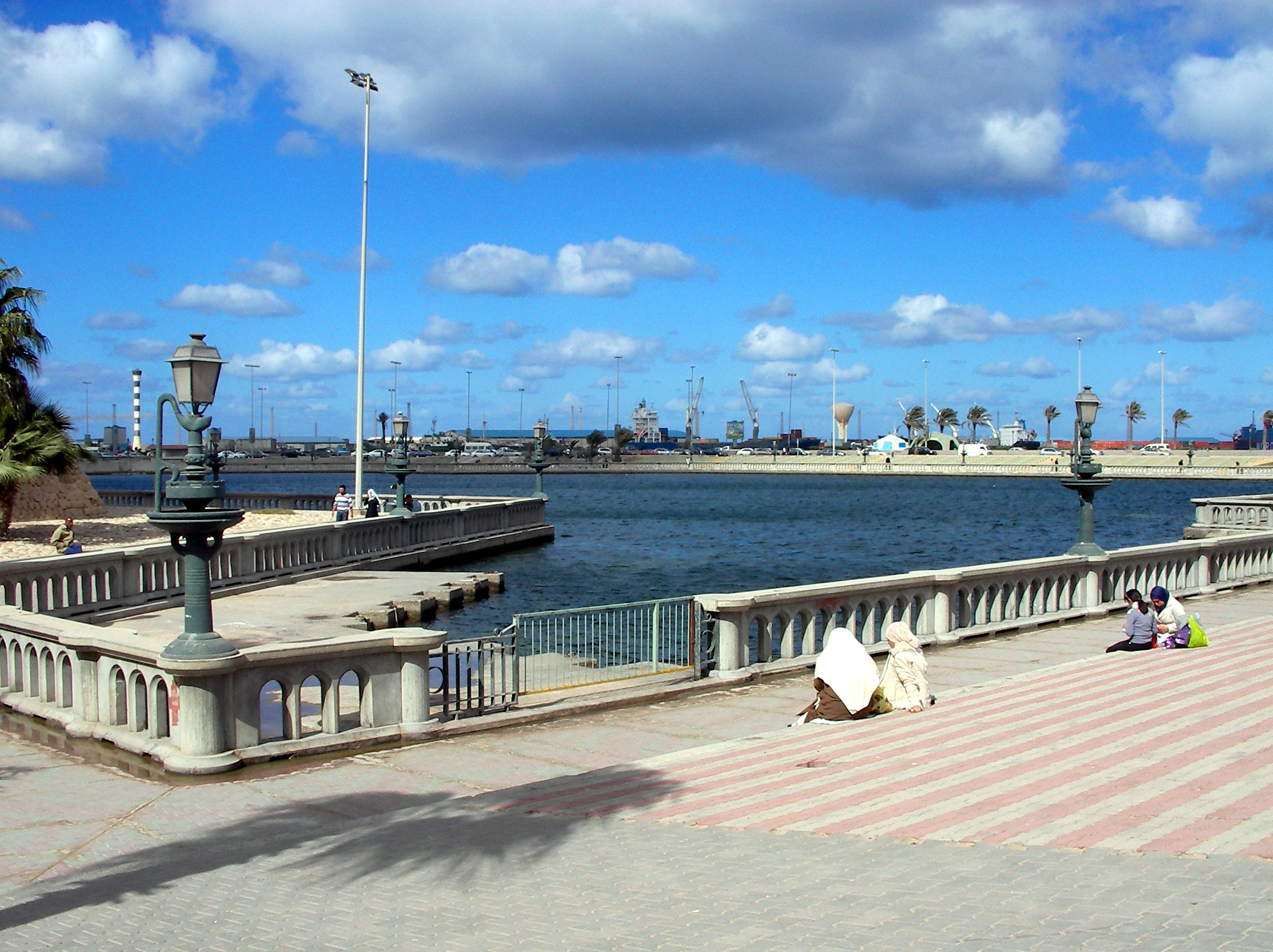 Hafenpromenade in Tripolis