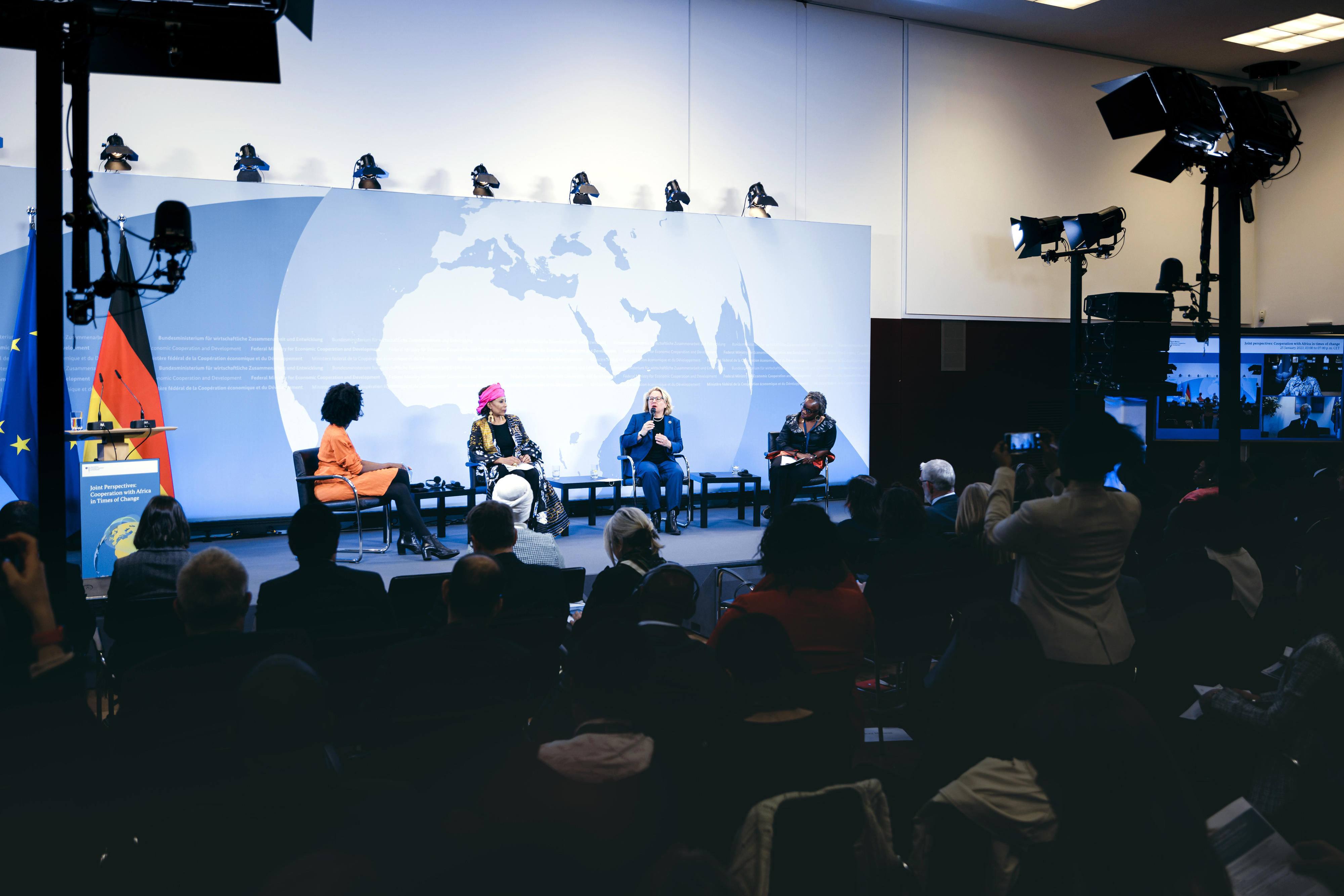 Panel discussion with (from left): Liz Shoo, moderator, Ahunna Eziakonwa, Regional Director for Africa at UNDP, Svenja Schulze, German Development Minister and Mavis Owusu-Gyamfi, Vice President at the African Center for Economic Transformation (ACET)
