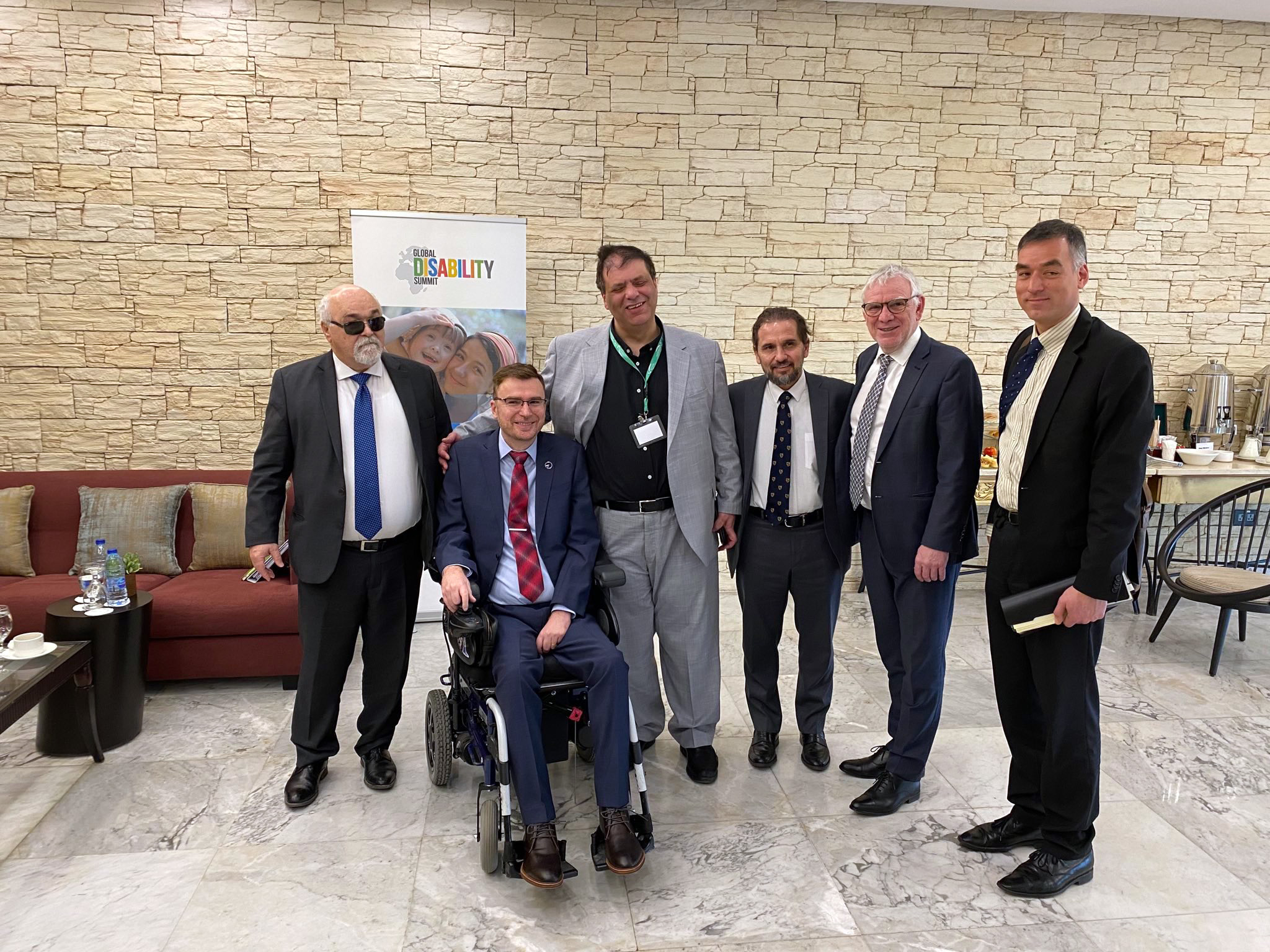 Staatssekretär Jochen Flasbarth beim Vorbereitungstreffen in Amman, Jordanien, für den Global Disability Summit 2025