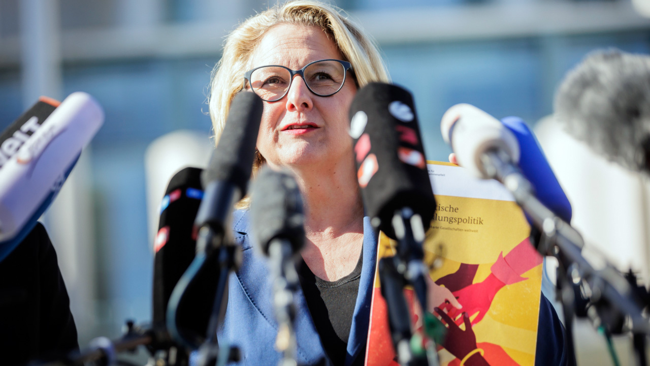 Pressekonferenz: Entwicklungsministerin Svenja Schulze stellt die Strategie für eine feministische Entwicklungspolitik vor.