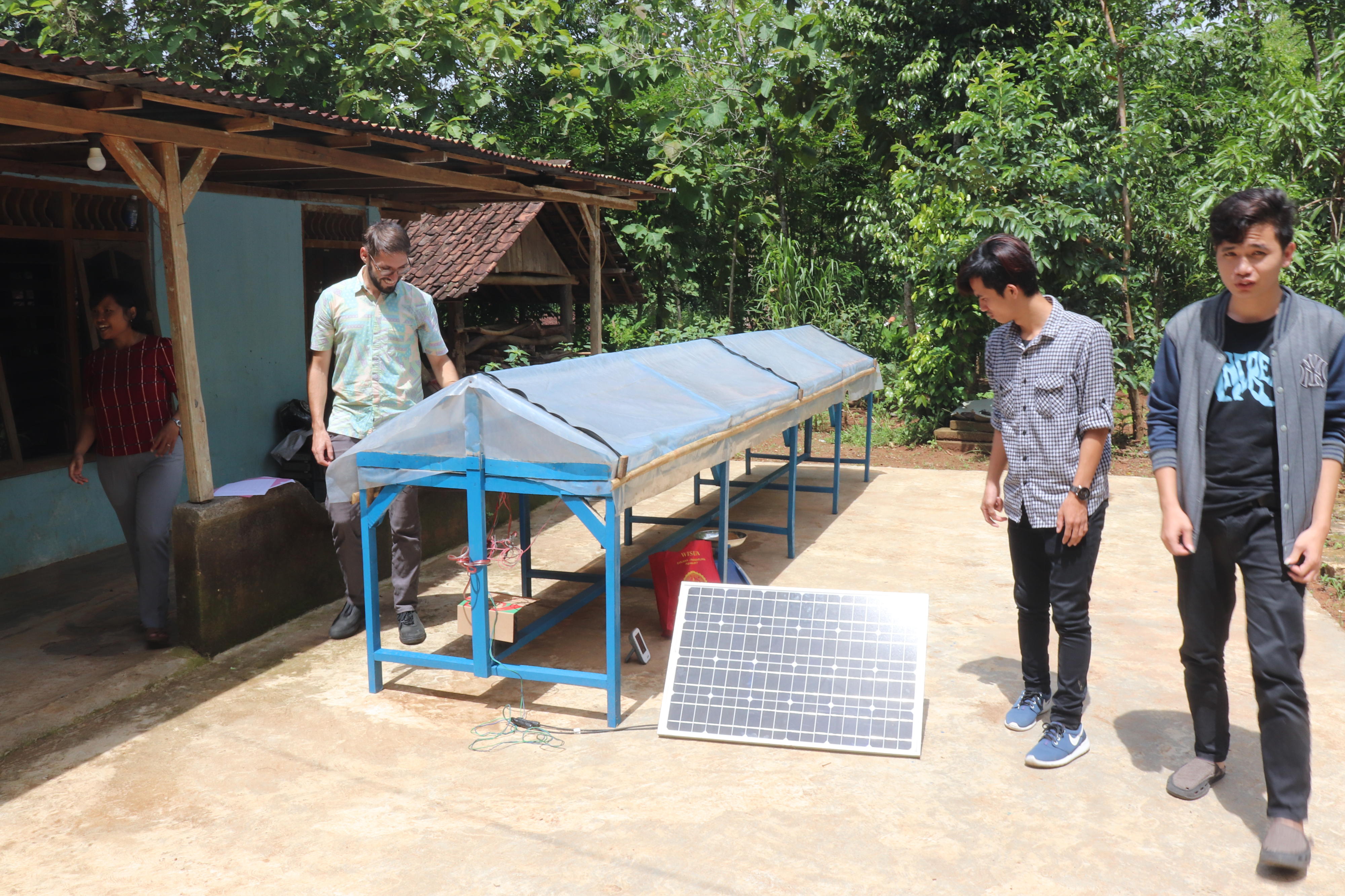 Workshop: Solartrockner für Cashewnüsse