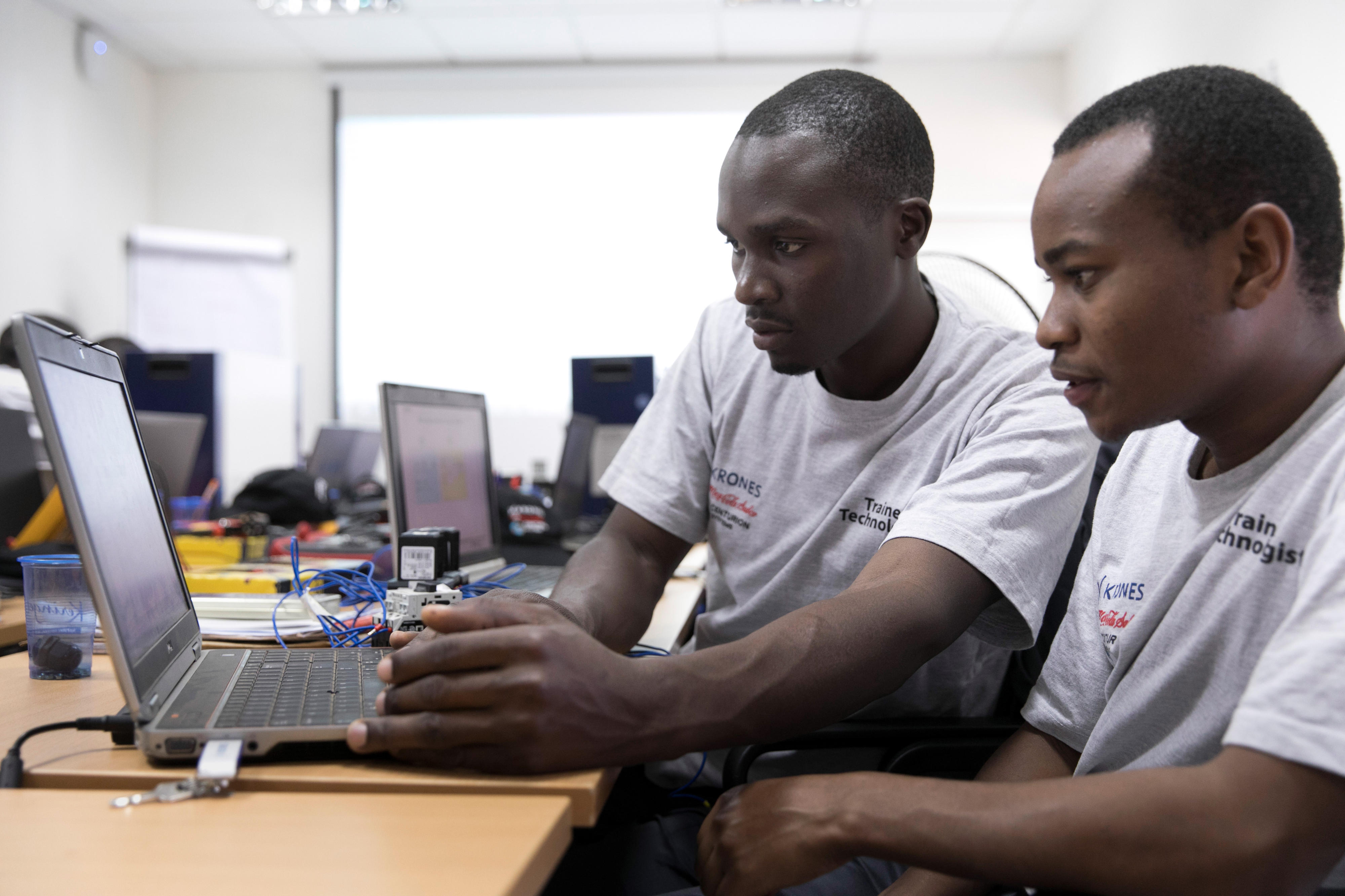 Trainee mechatronics engineers at Krones' training facility in Kenya