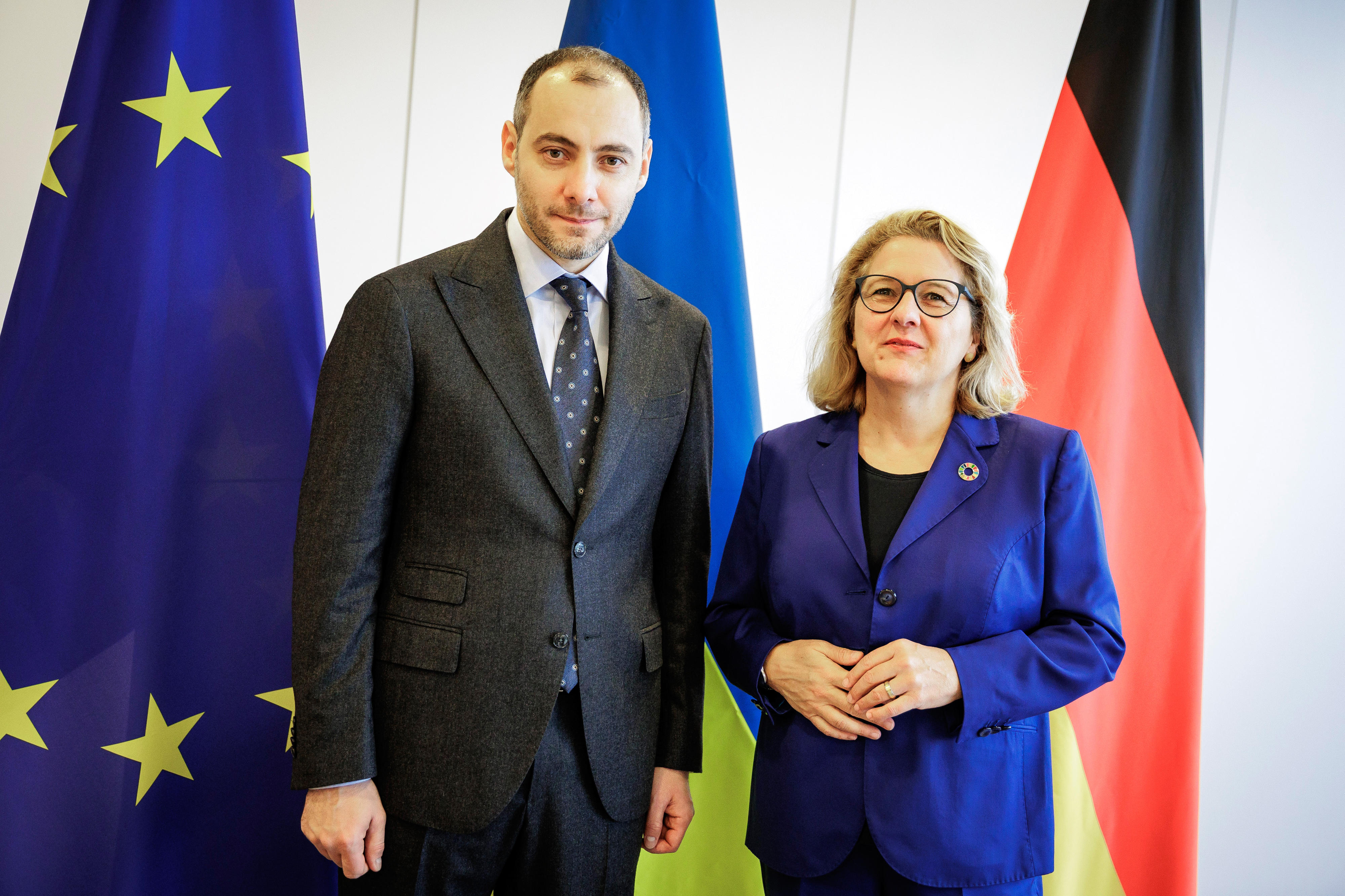 Der ukrainische Vize-Premierminister Oleksandr Kubrakov mit Entwicklungsministerin Svenja Schulze bei seinem Besuch in Berlin