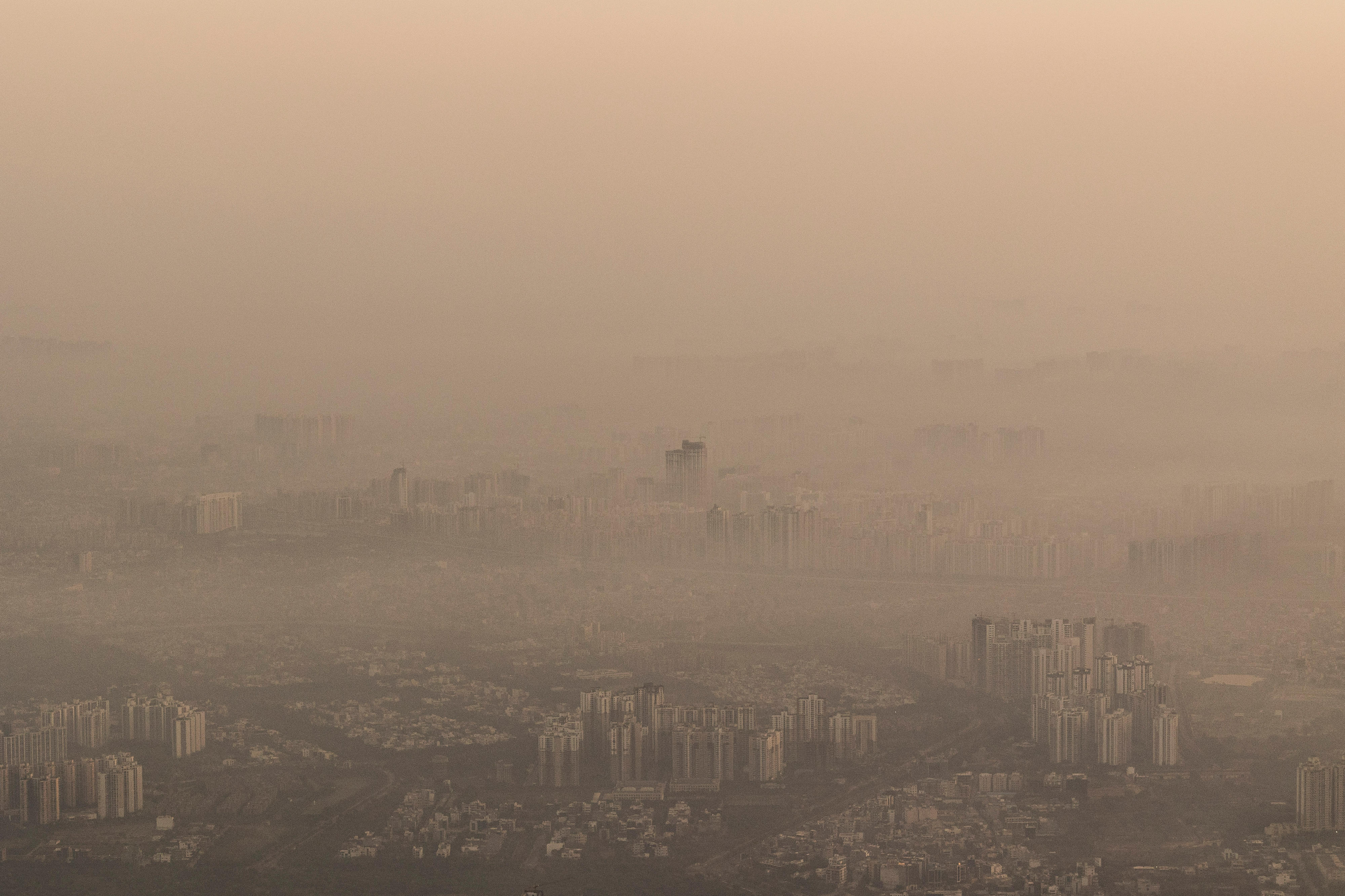 Luftverschmutzung - wie hier in Neu-Delhi (Indien) - zählt zu den Ursachen für Atemwegserkrankungen