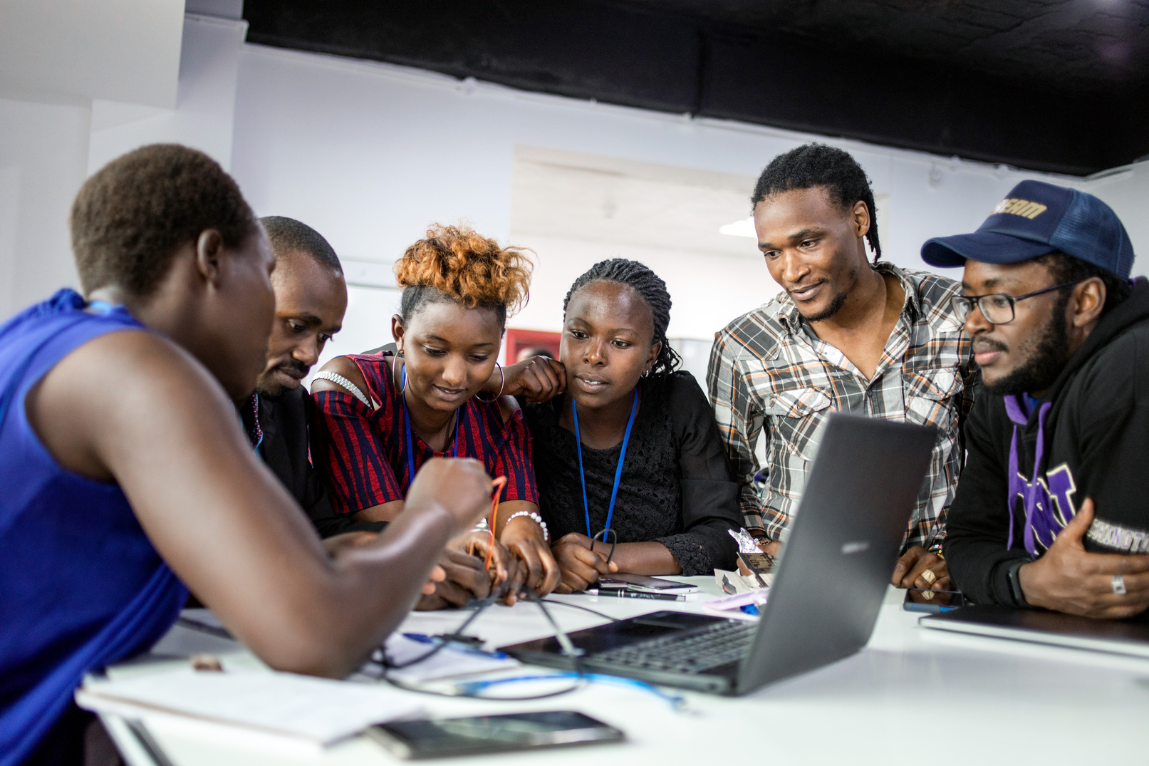 Training für computergestützte partizipative Stadtplanung am Digital Transformation Center in Kigali, Uganda