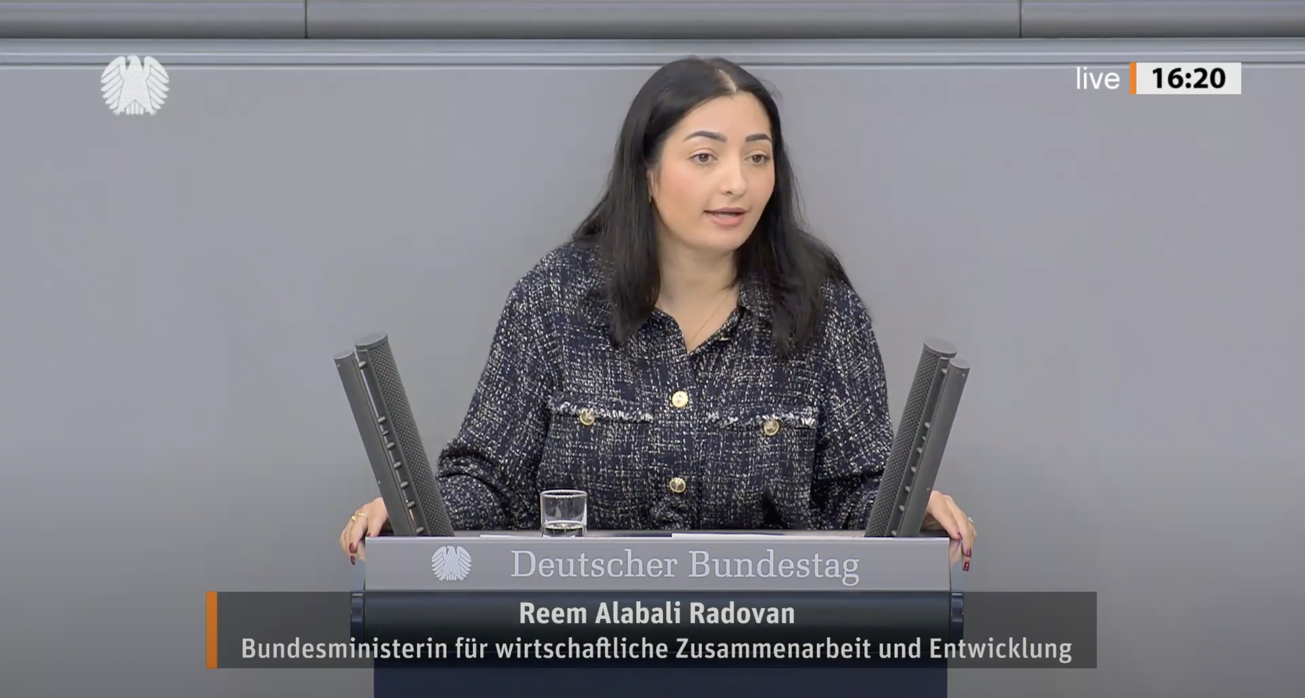 250924_Screenshot Rede Alabali Radovan