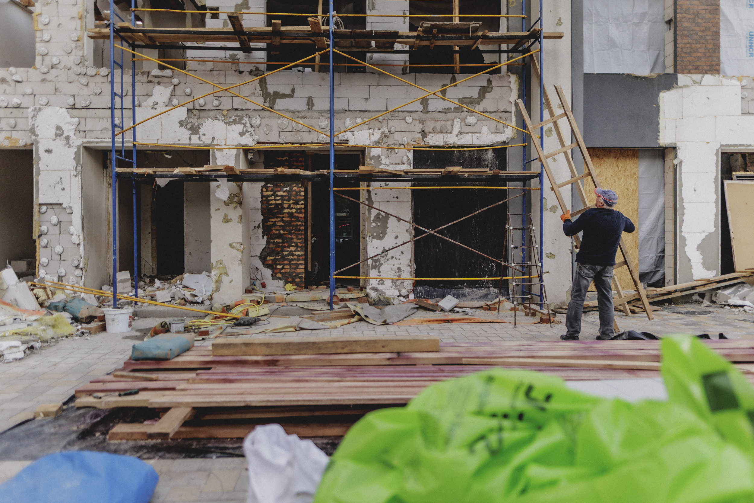 Foto von einem zerstörten Haus.