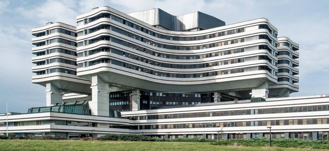 The VMA Hospital in Belgrade is in need of renovation.