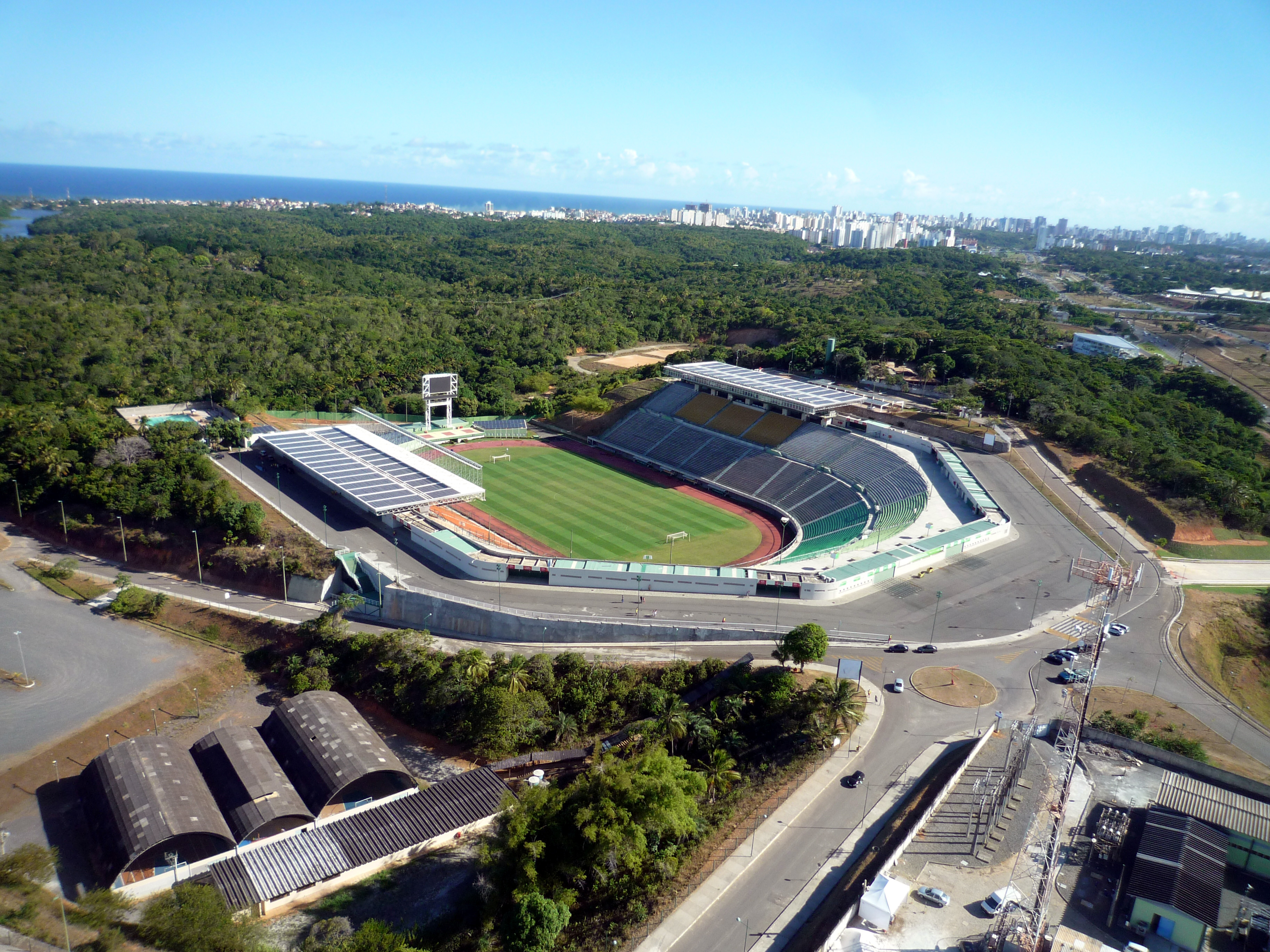 Football stadium in Salvador da Bahia equipped with solar panels