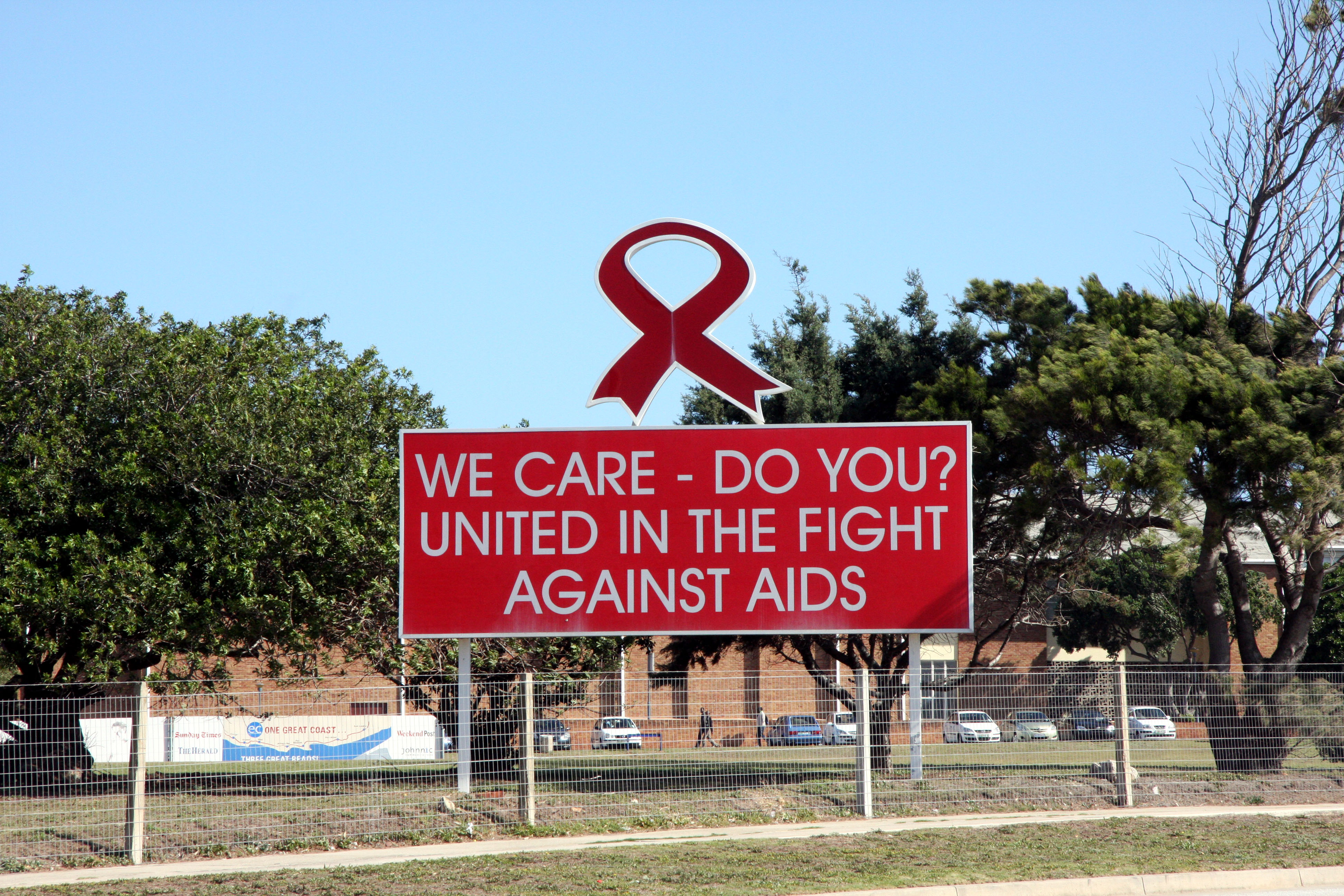 Schild einer Kampagne zur Aids-Prävention an der Nelson Mandela Metropolitan University in Port Elizabeth, Südafrika