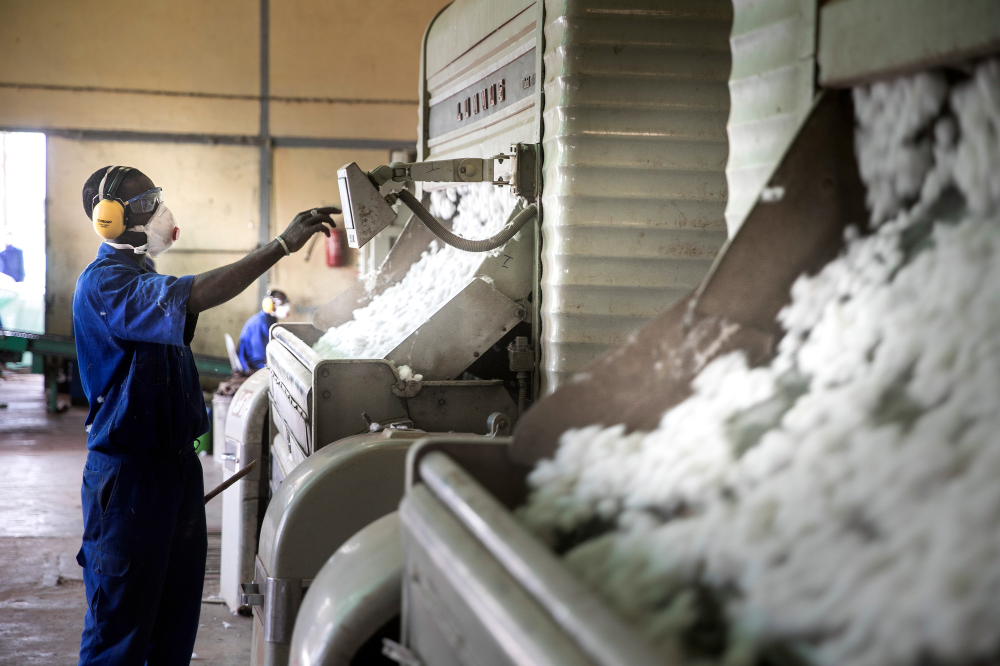 Worker in a cotton ginning plant in Ouagadougou