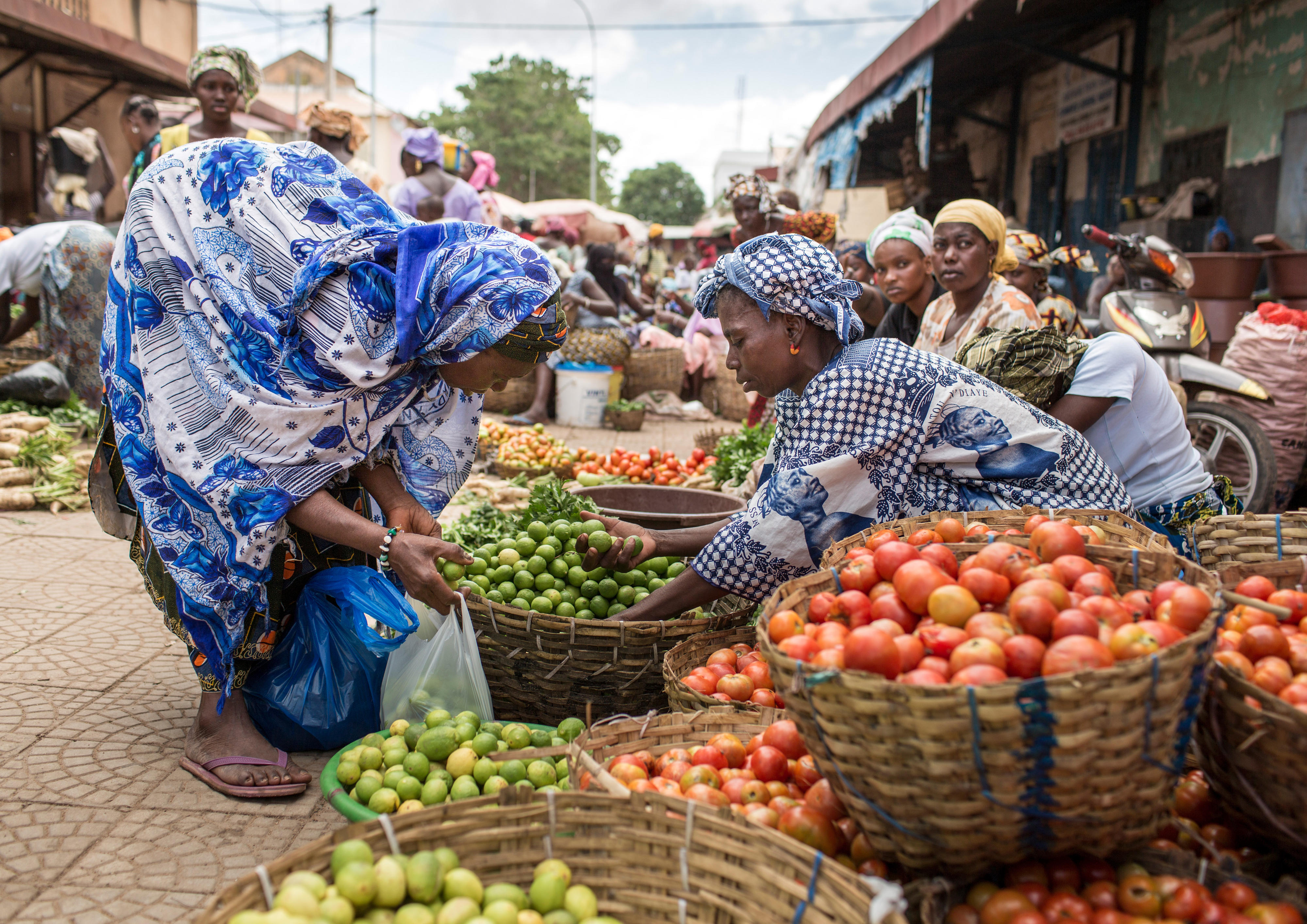 Market scene in Bamako