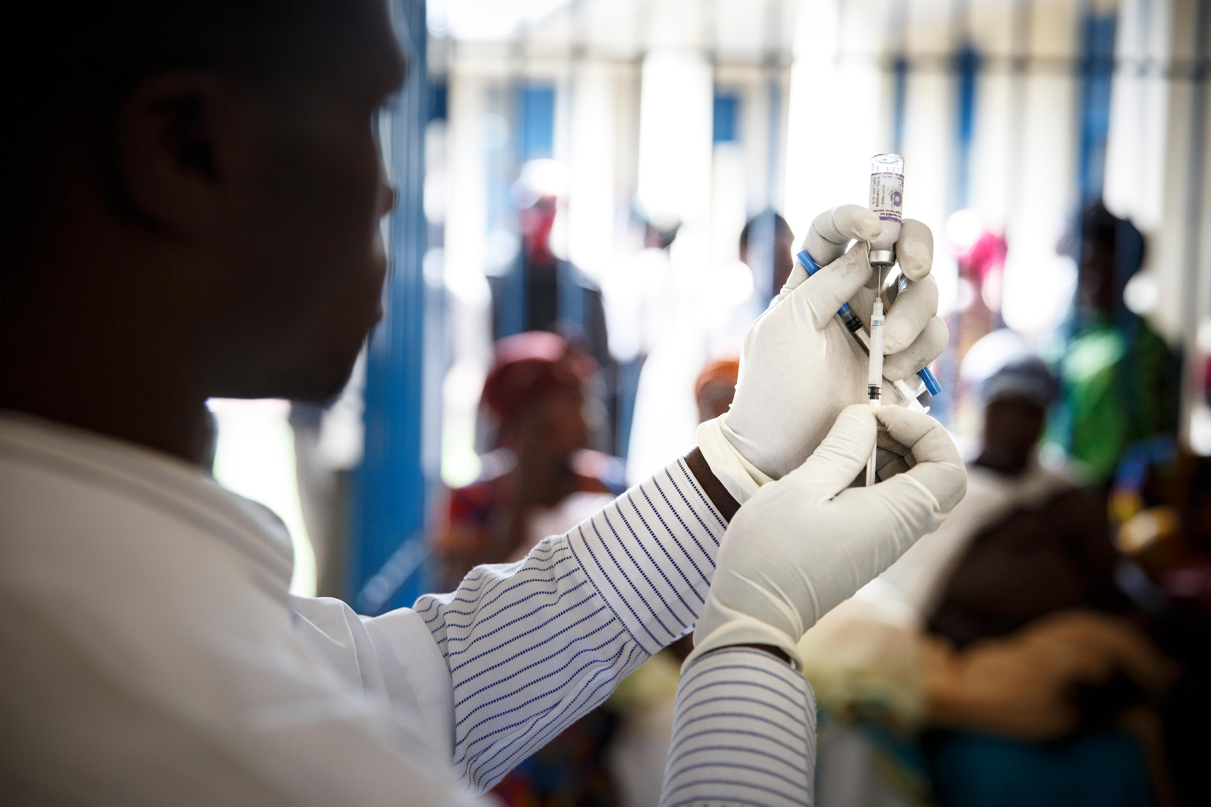 Vaccination of young children at the Kibati Goma health centre in the Democratic Republic of Congo (image from 2018)