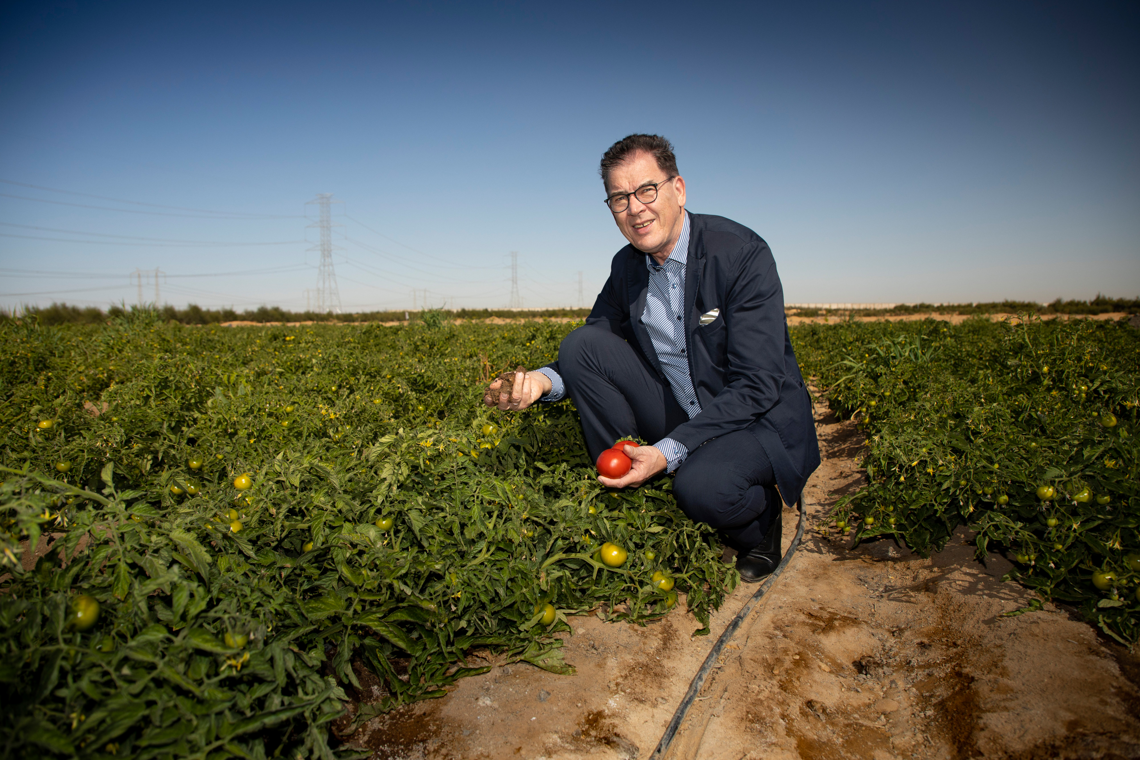 Minister Gerd Müller auf einer Farm für Biogemüse in Ägypten im Februar 2020