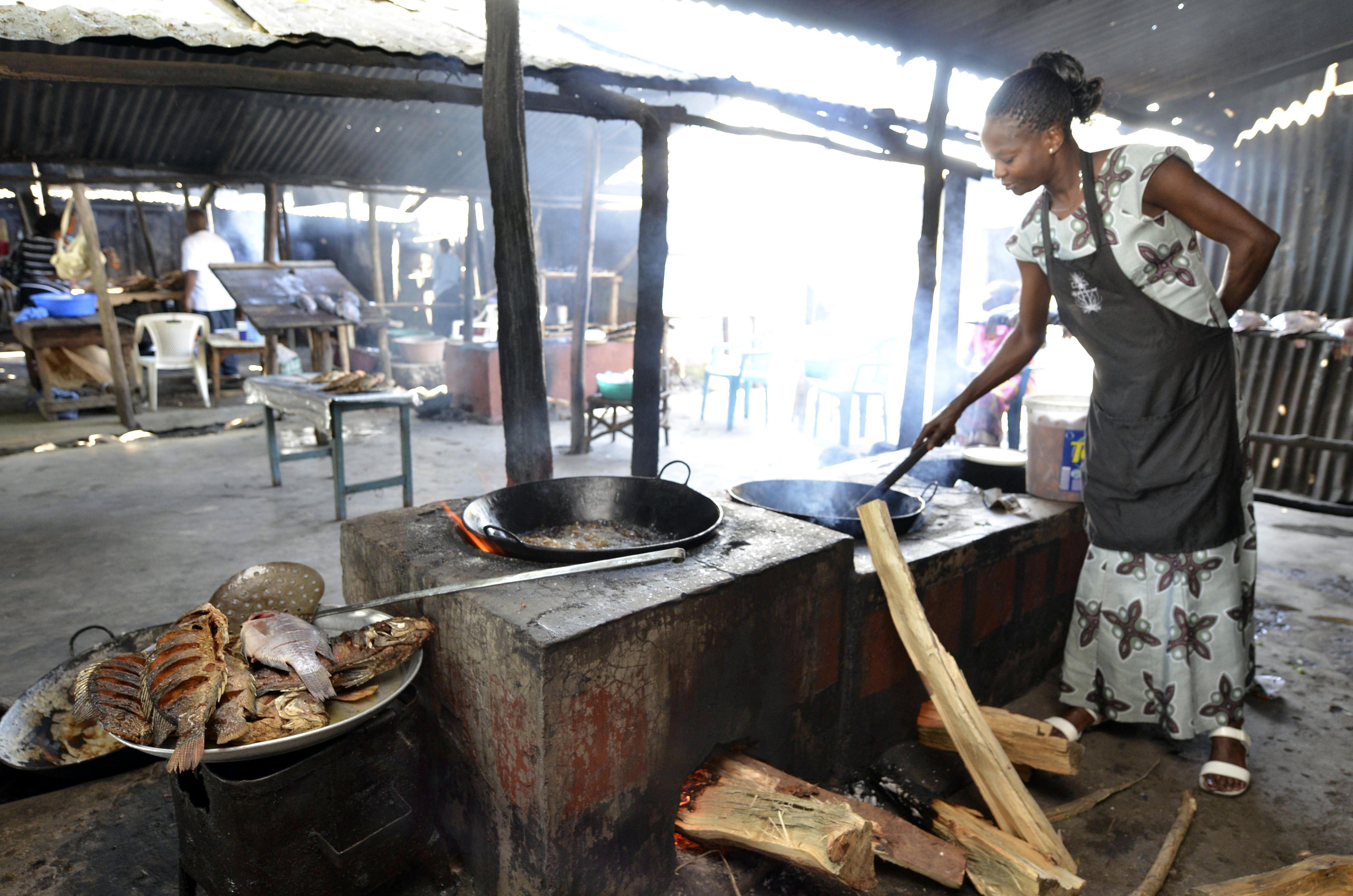 A fuel-efficient stove in Kenya