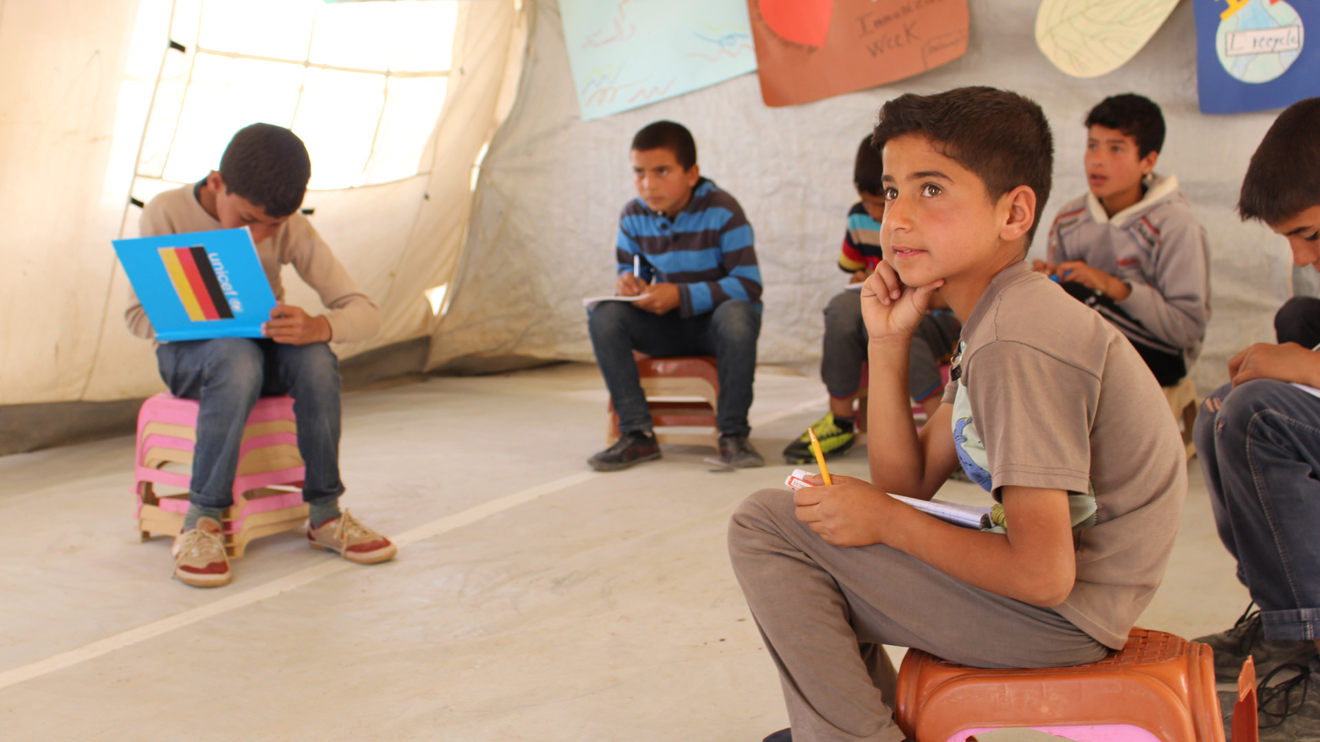 Die UNICEF-Initiative "No lost generation" will durch Bildungsangebote und psychosoziale Hilfe verhindern, dass in Syrien eine "verlorene Generation" heranwächst, die nur Krieg und Zerstörung erlebt hat.