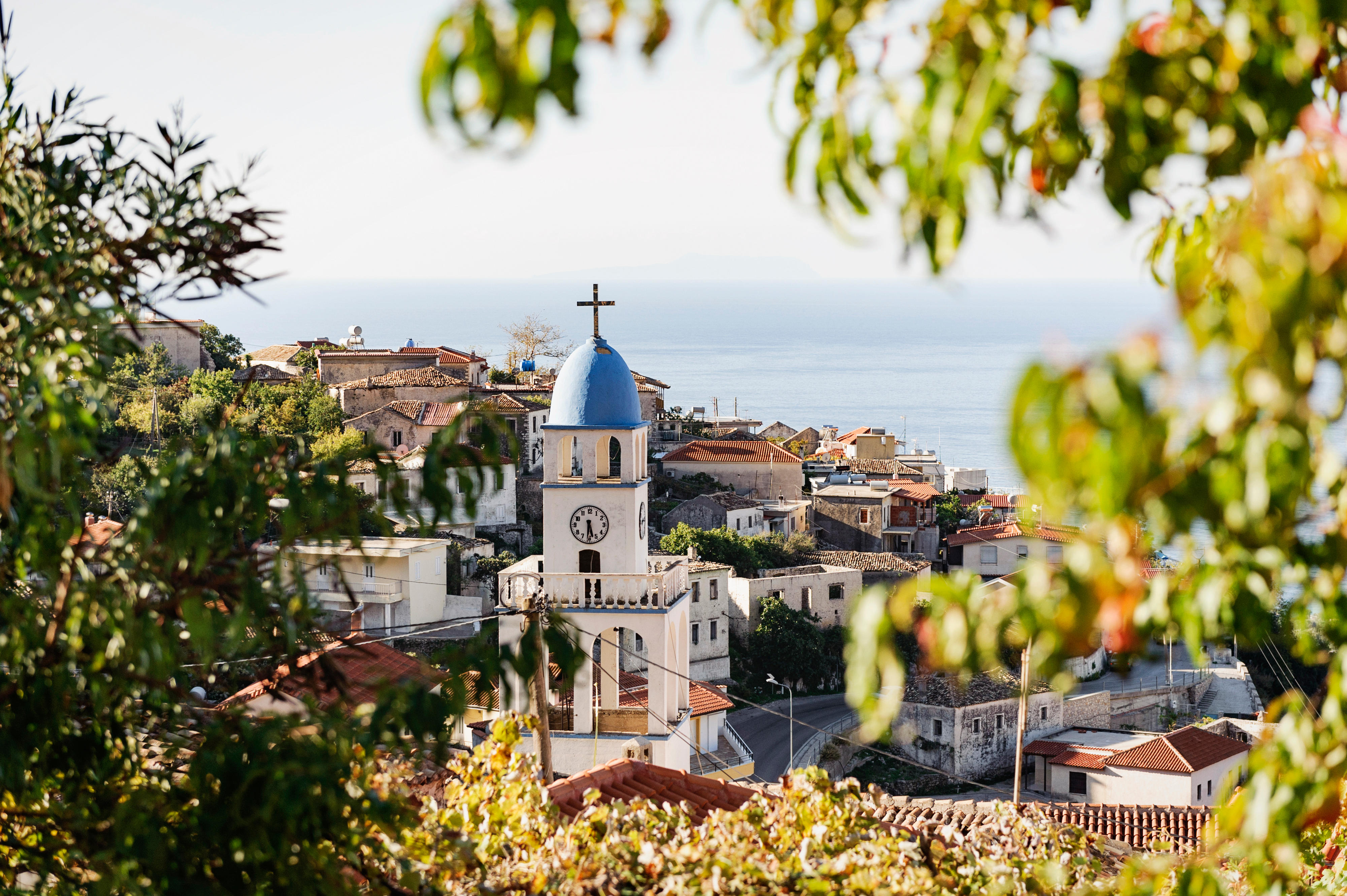 Das Dorf Dhermi im Süden Albaniens