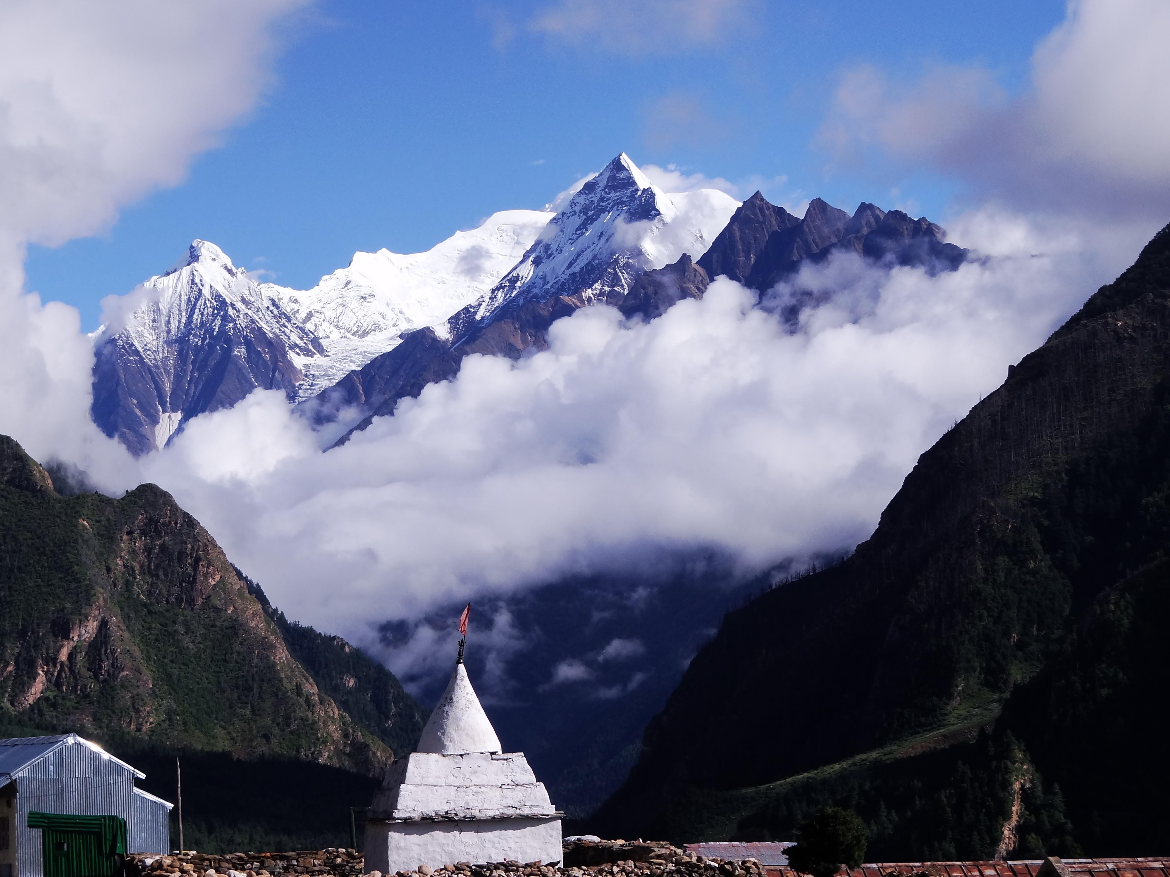 Gebirge im Westen von Nepal