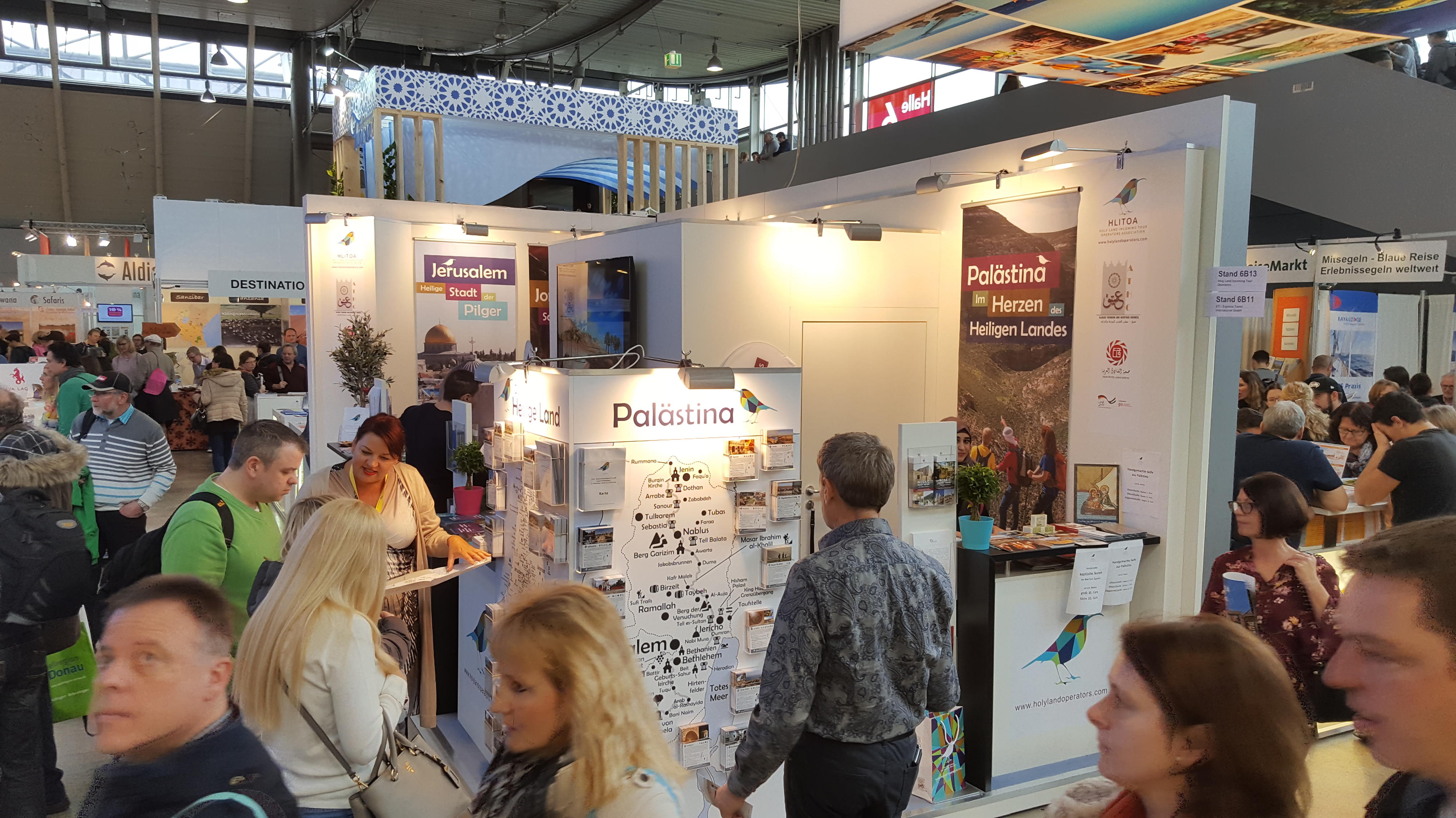 Die Palästinensischen Gebiete präsentieren sich auf einer Tourismusmesse.