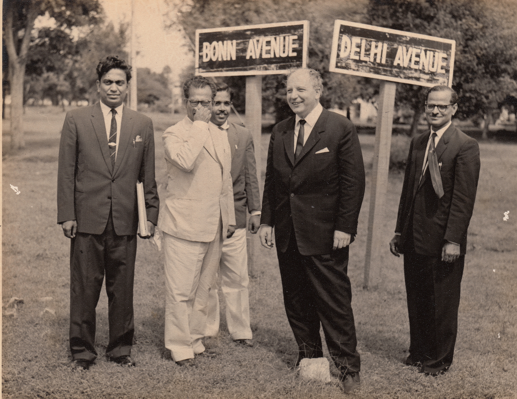 Bundesminister Walter Scheel beim Besuch des Indian Institute of Technology Madras (IIT Madras) in Indien, 1963